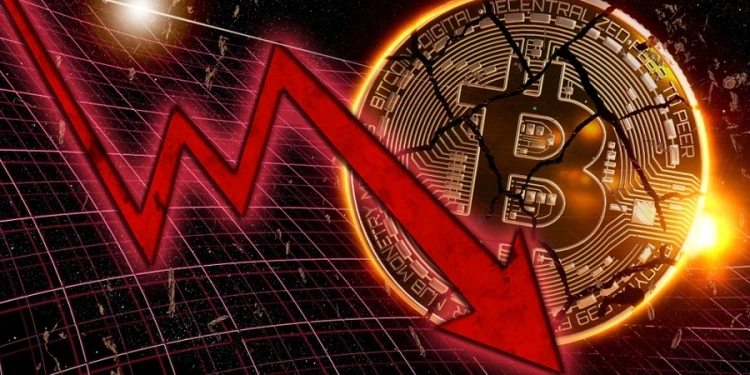 Bitcoin Drops Below $39K Amid Accumulation Phase