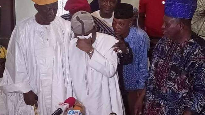 Drama As Lagos Senator Seeking Ogun Seat Weeps Before Constituents